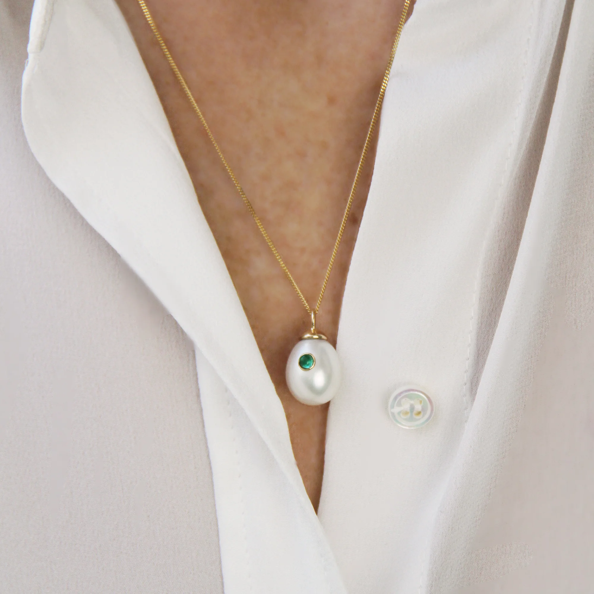 Gold and Emerald Pearl as seen on.jpg