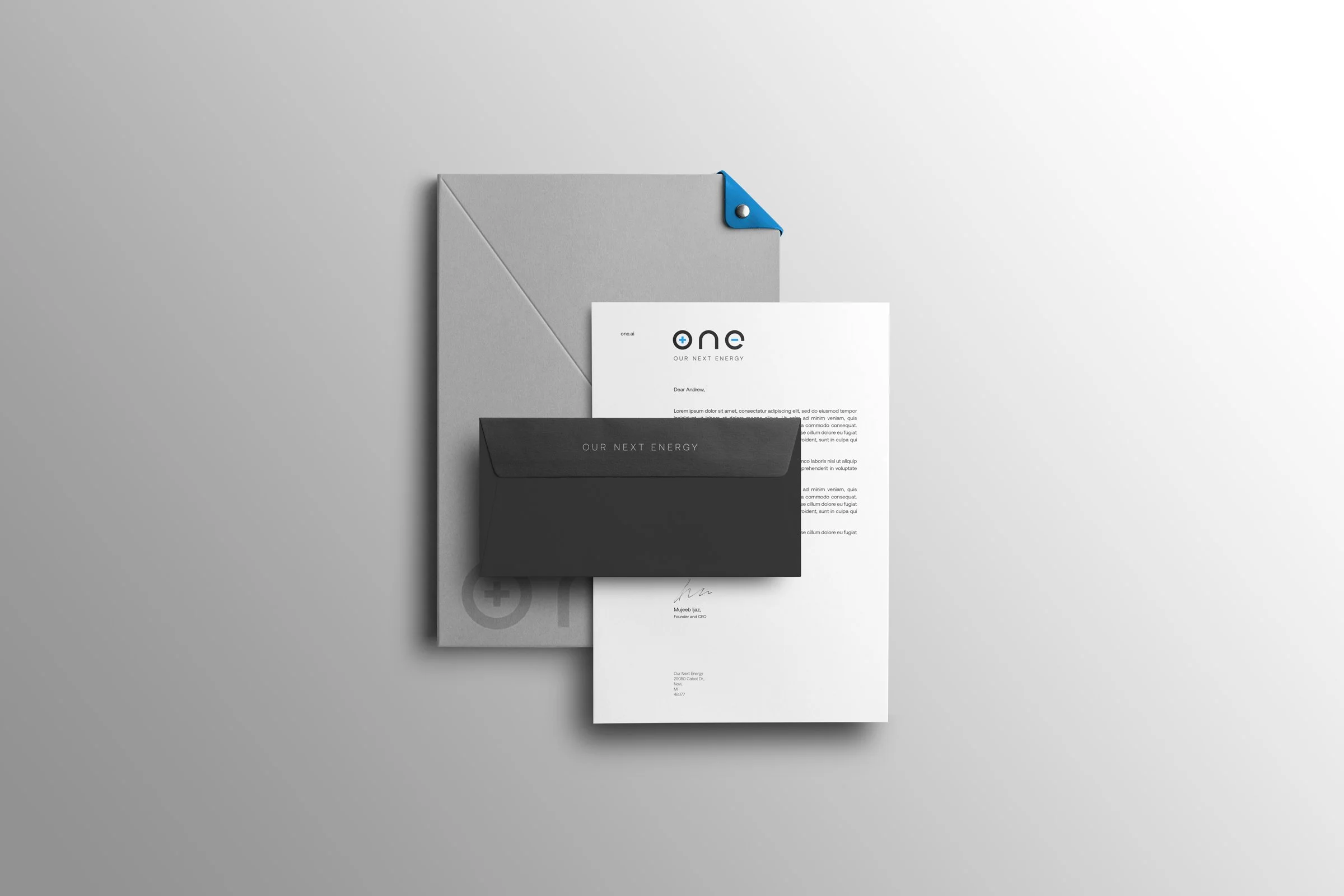 One-IS-05.jpg