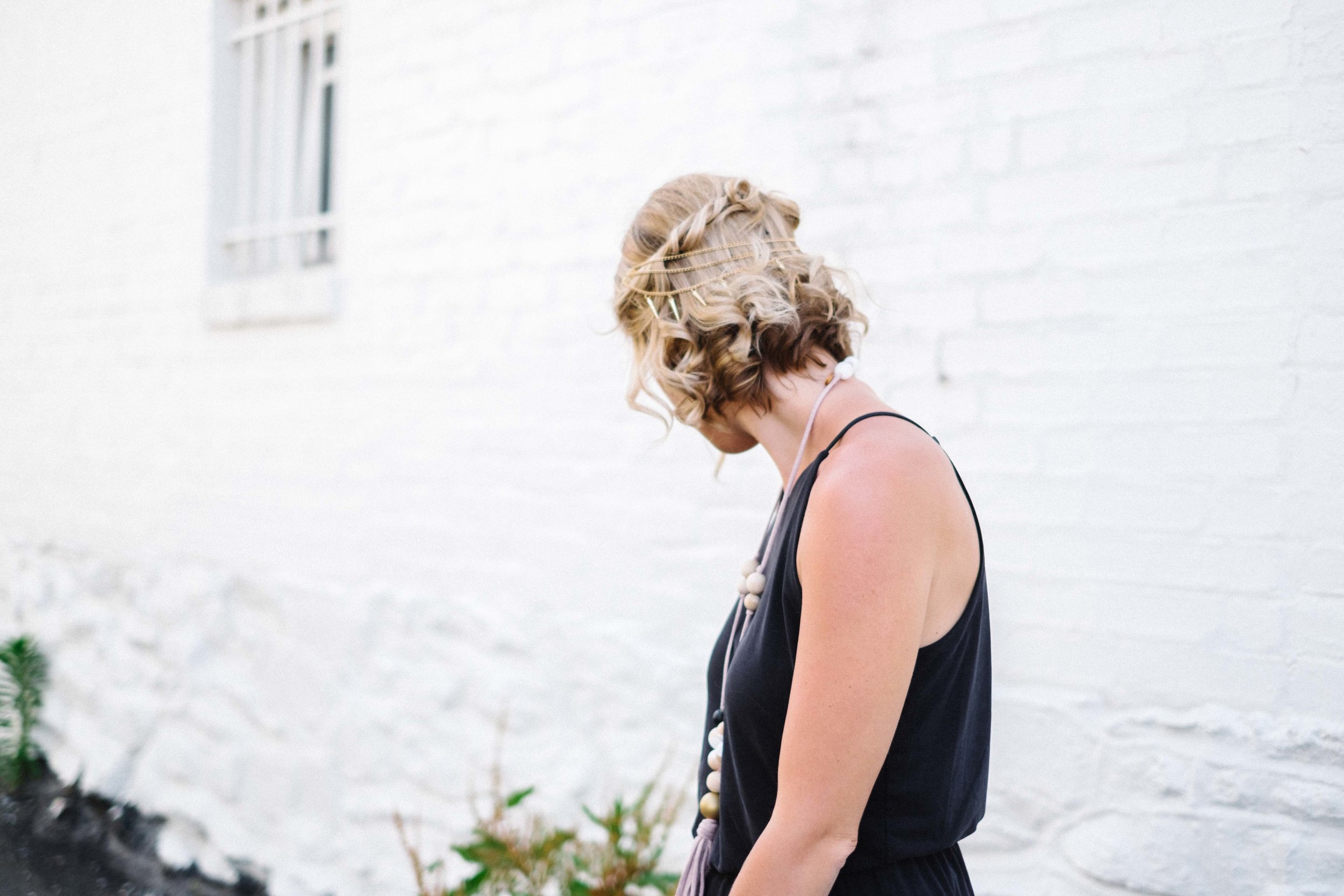 Romantic Summer Hairstyle for Short Hair