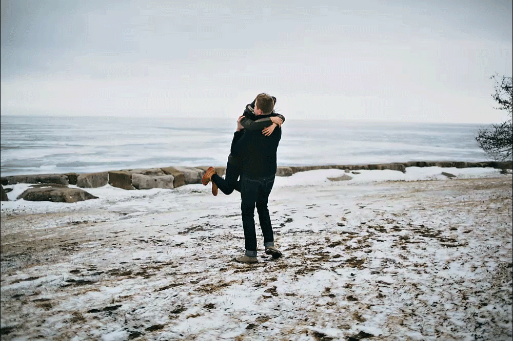 Brendan&Julianna.gif