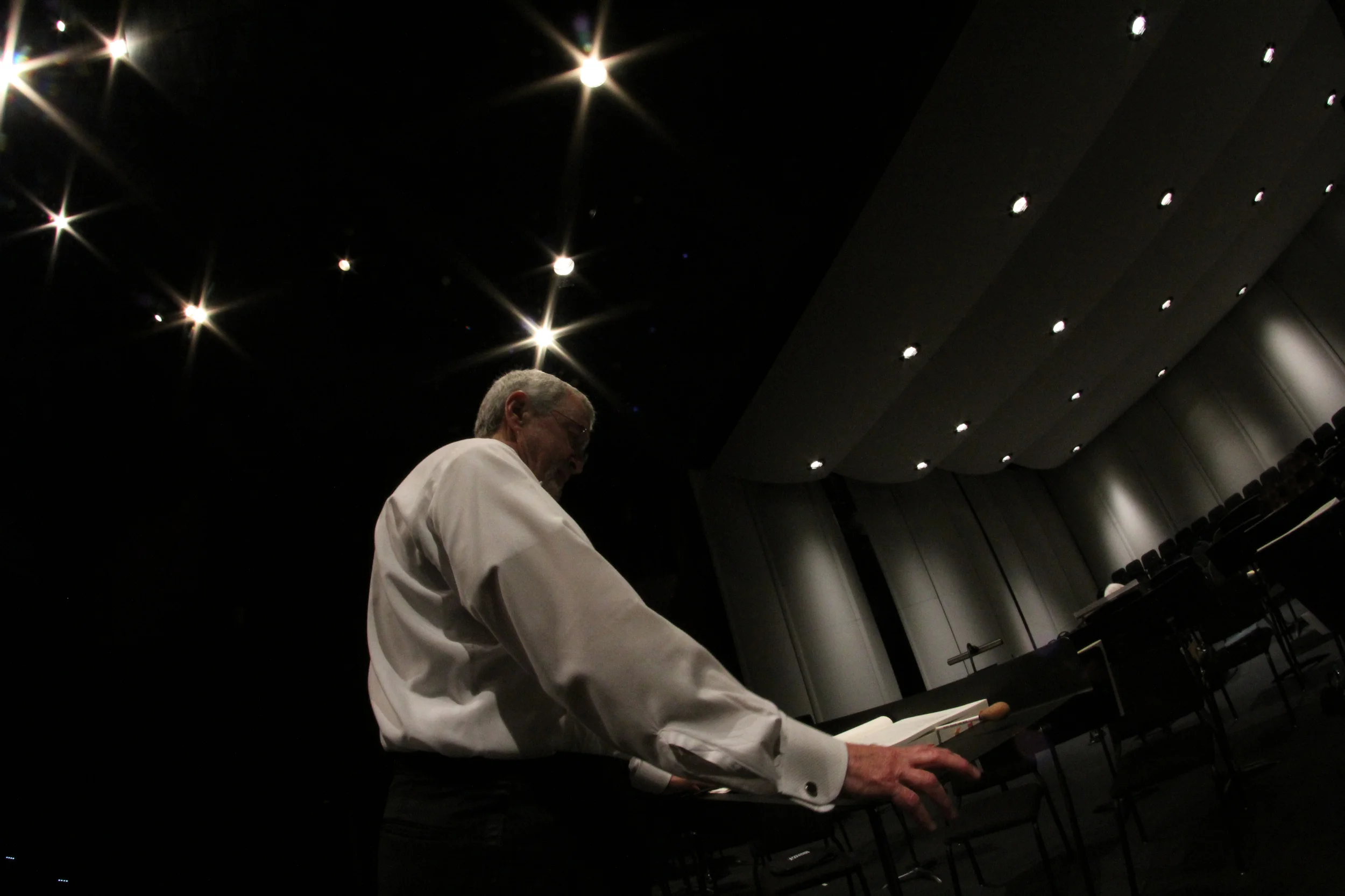 Kenny in contemplation before concert.jpg