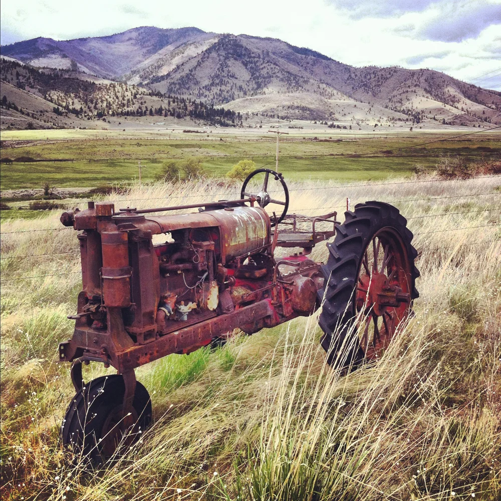 Tractor.jpg