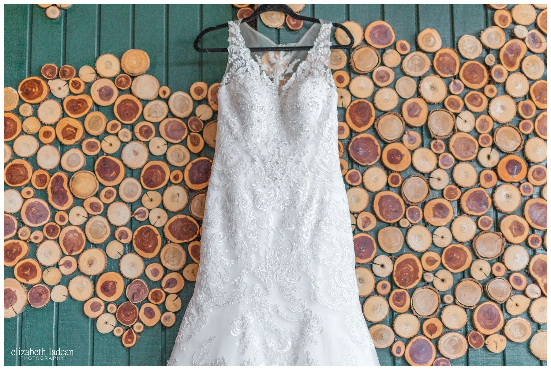 Abe-and-Jakes-Landing-Wedding-Photos-KC-Photographer-M0630-Elizabeth-Ladean-Photography-photo_1534.jpg