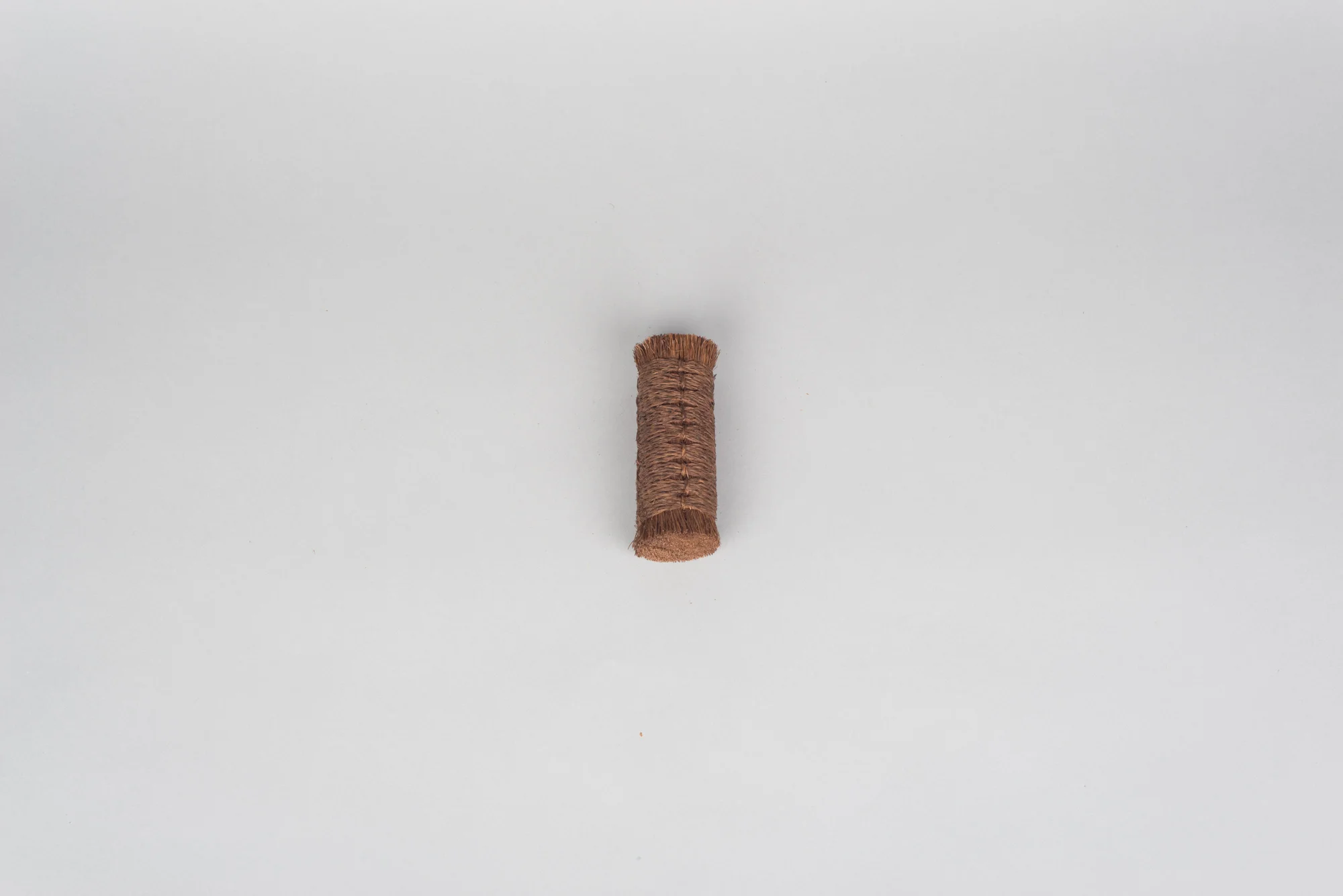 native&co-palm-fibre-hard-mounting-brush