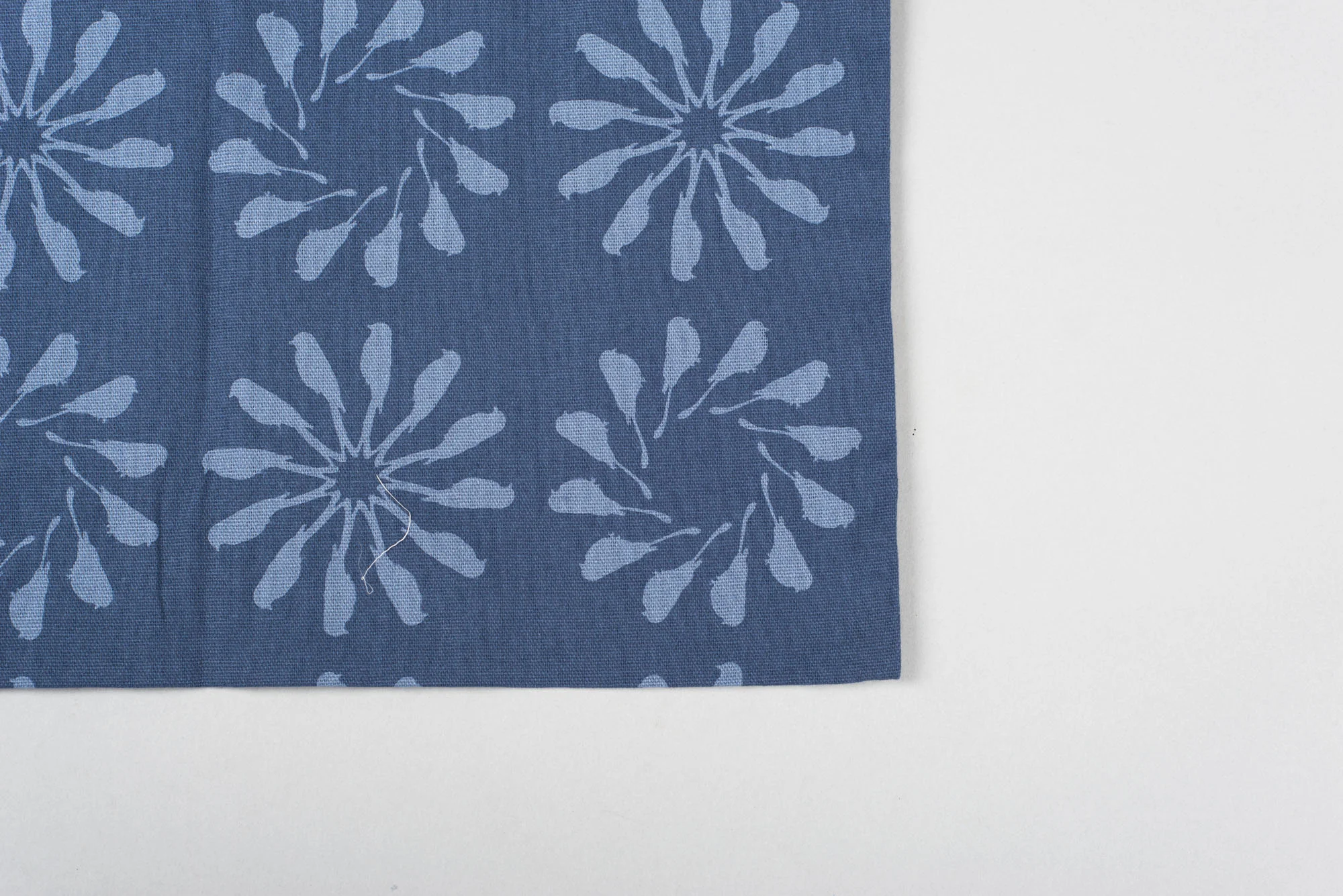 native&co-patterned-canvas-tote-bag-long-handle-blue