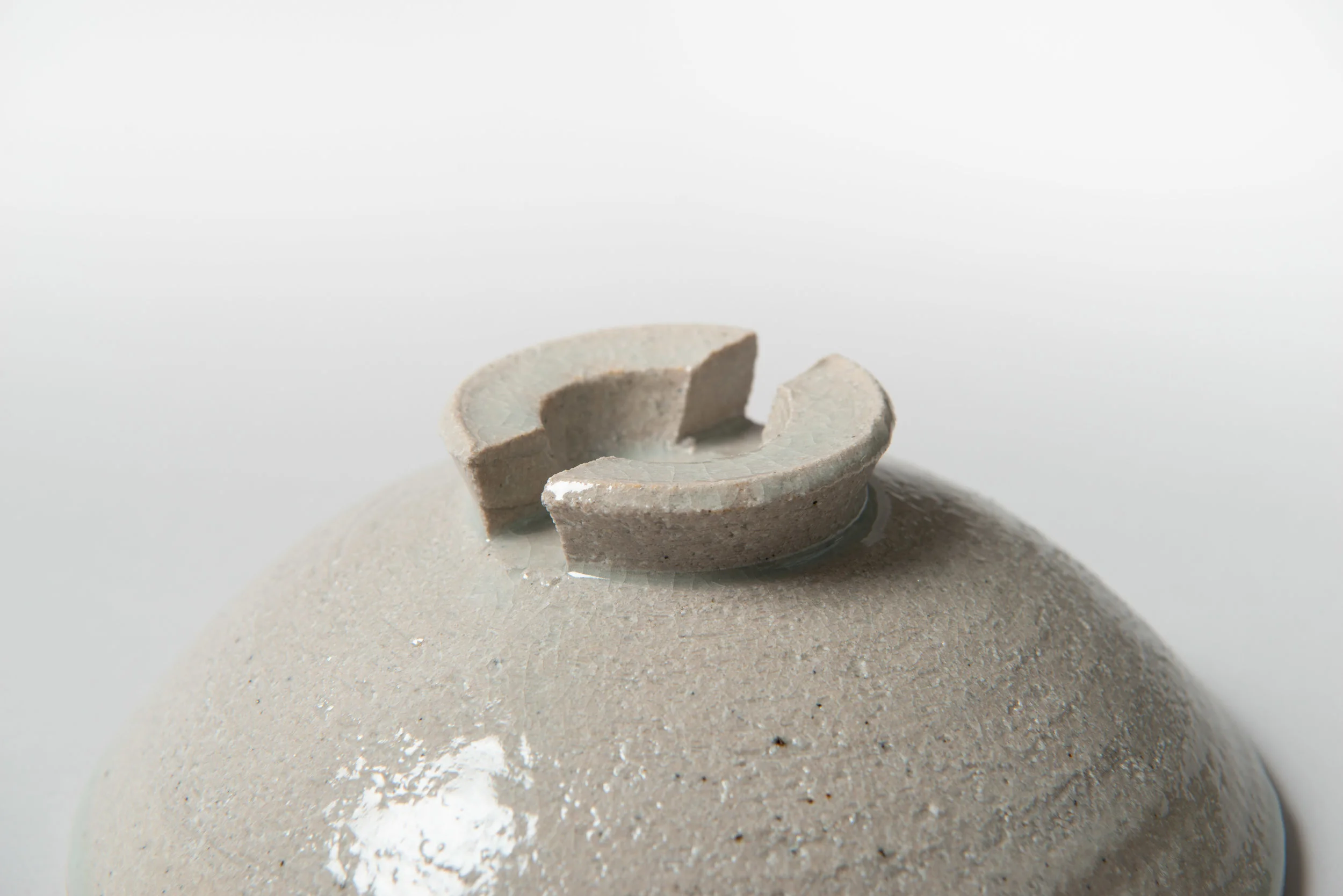 Native&Co-Iga-Donabe-Pot-Side-Handle-Grey-8.jpg