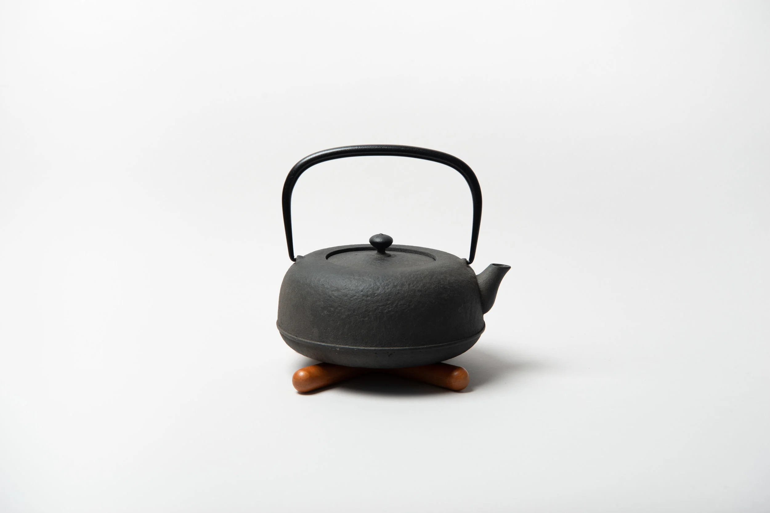 Native&Co-Wooden-Trivet-6.jpg