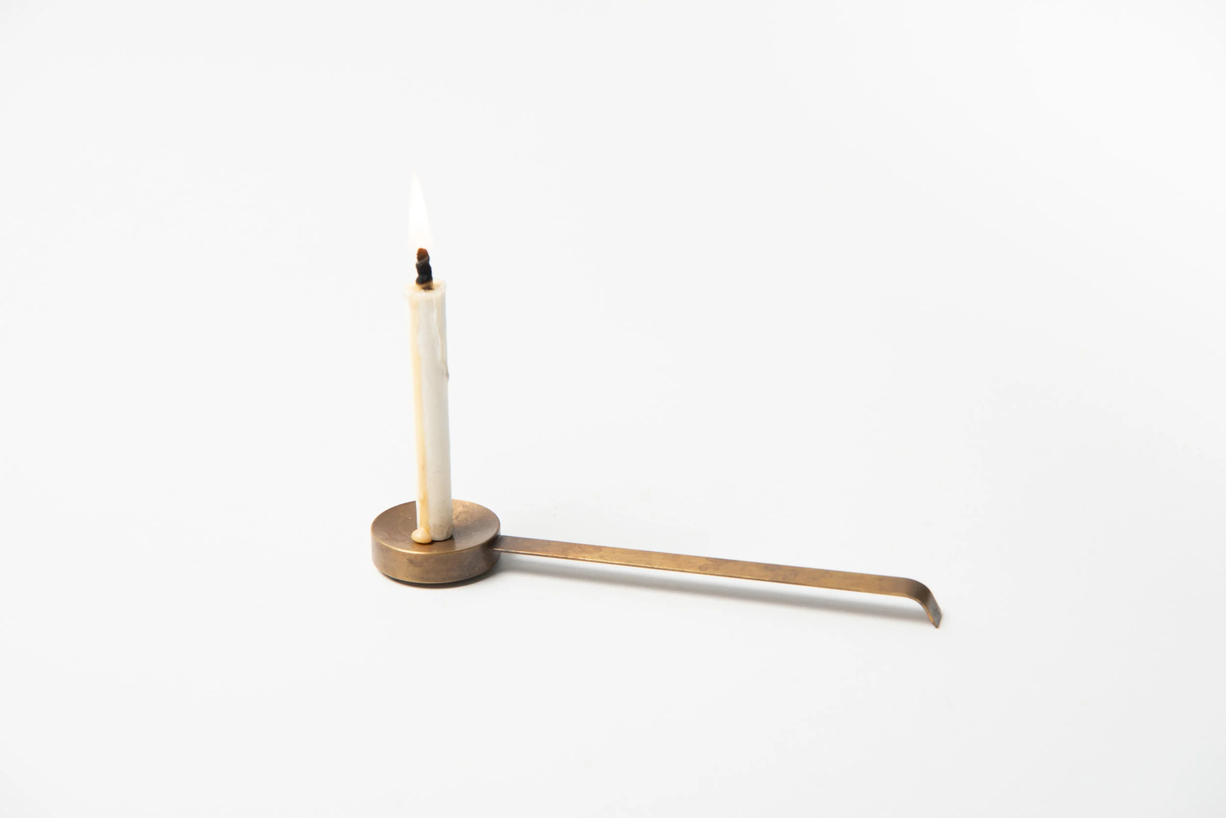 Native&Co-Brass-Faceted-Candle-Holder-Long-2.jpg