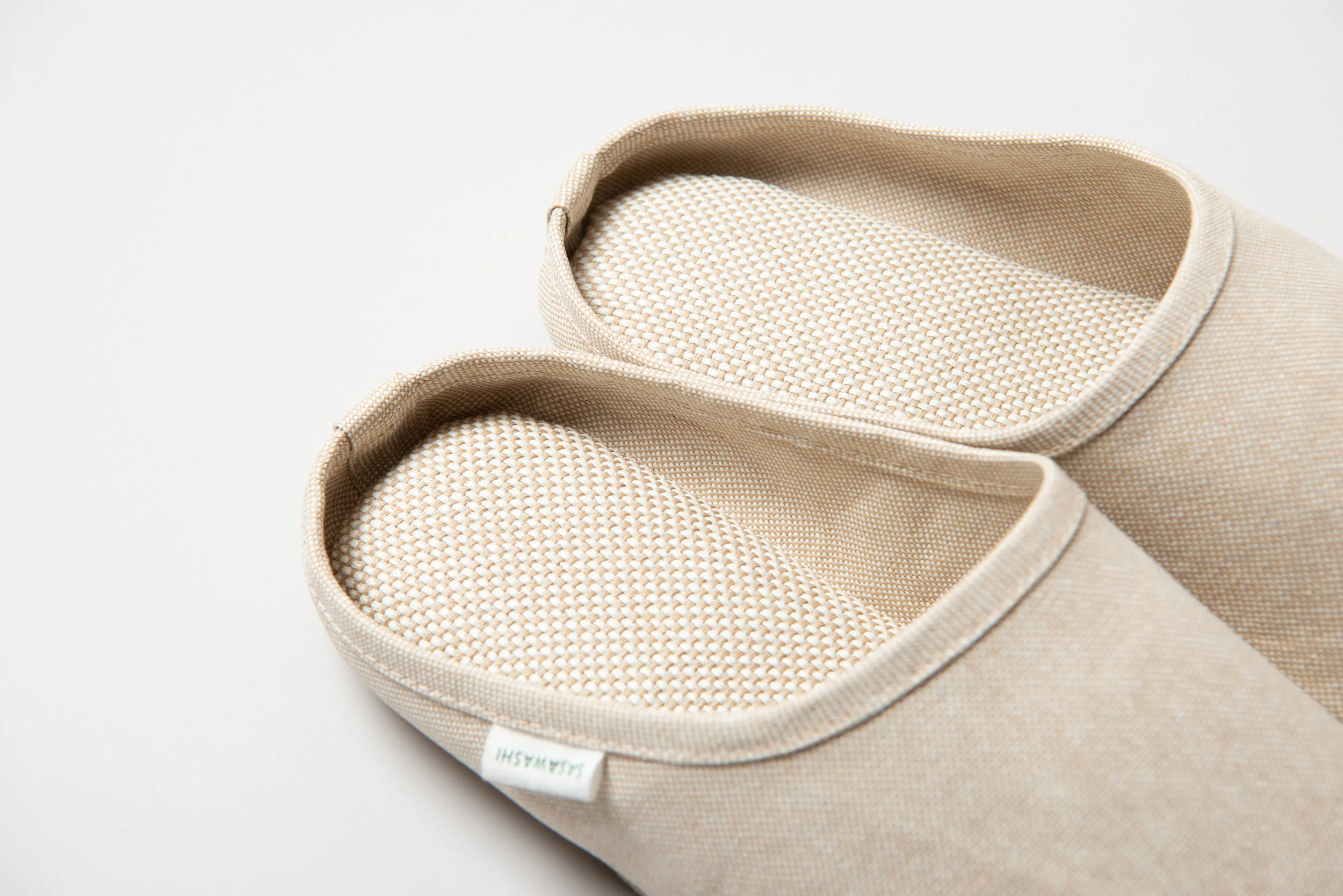 Native&Co-Moccasin-Slippers-8.jpg