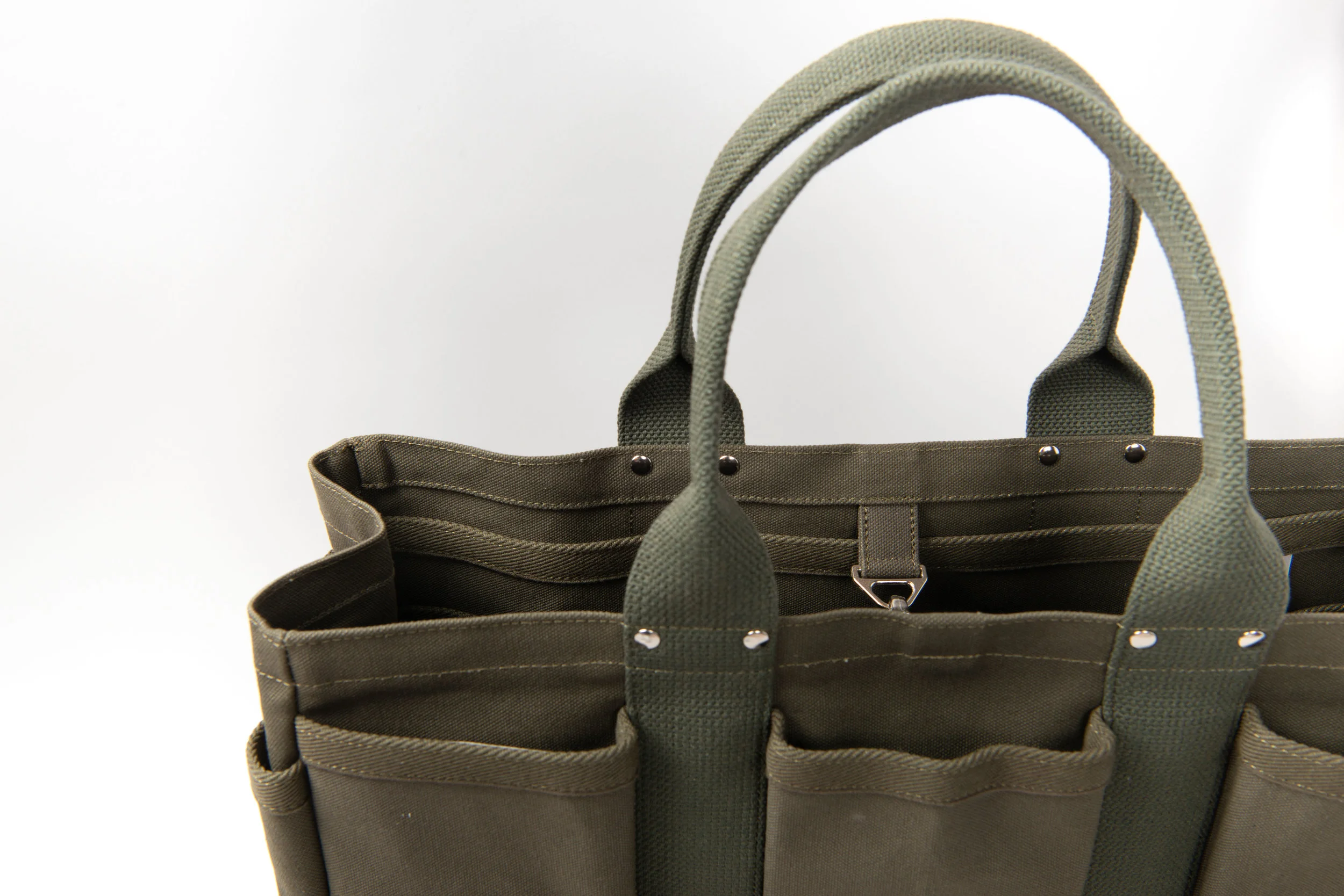Native&Co-heavy-canvas-tool-bag-green-9.jpg