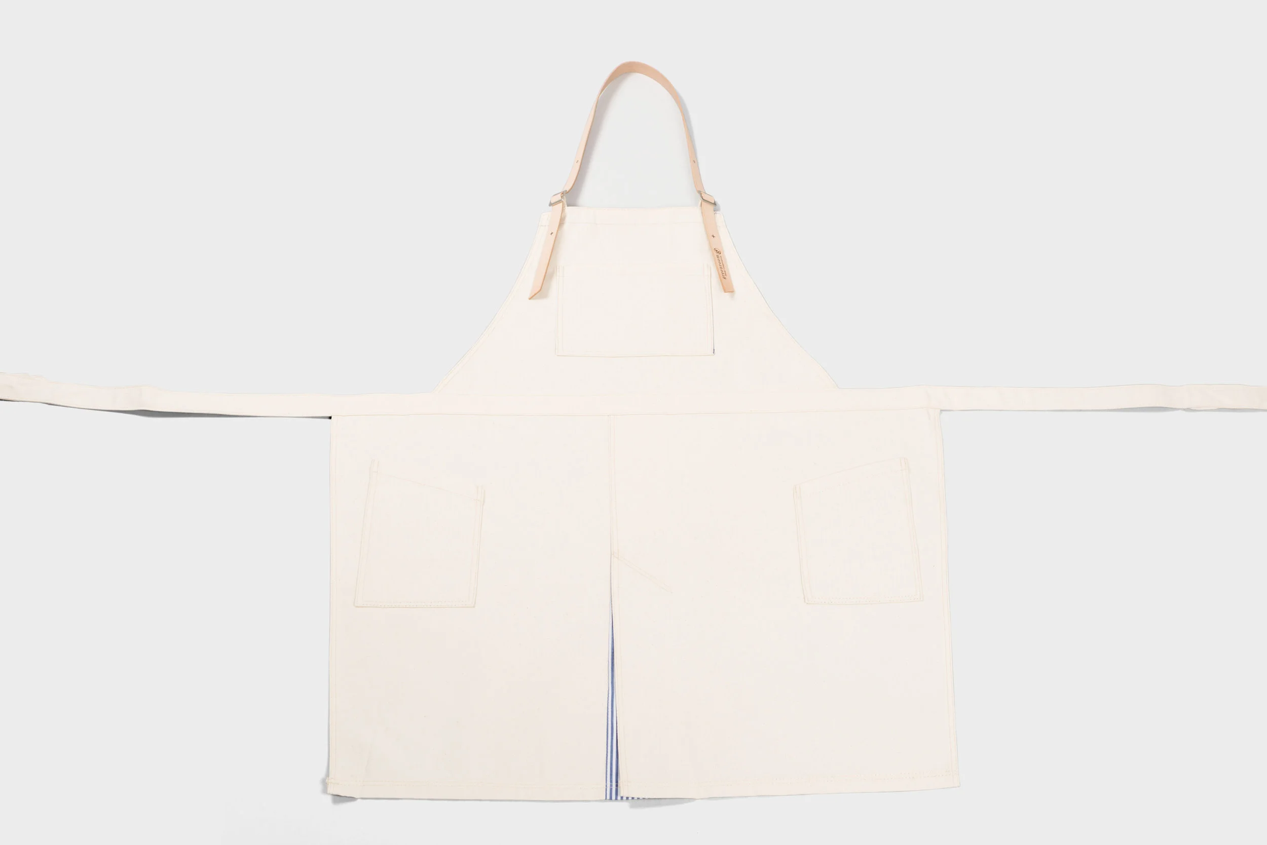Native&Co-Heavy-Canvas-Apron-White-LowRes.jpg