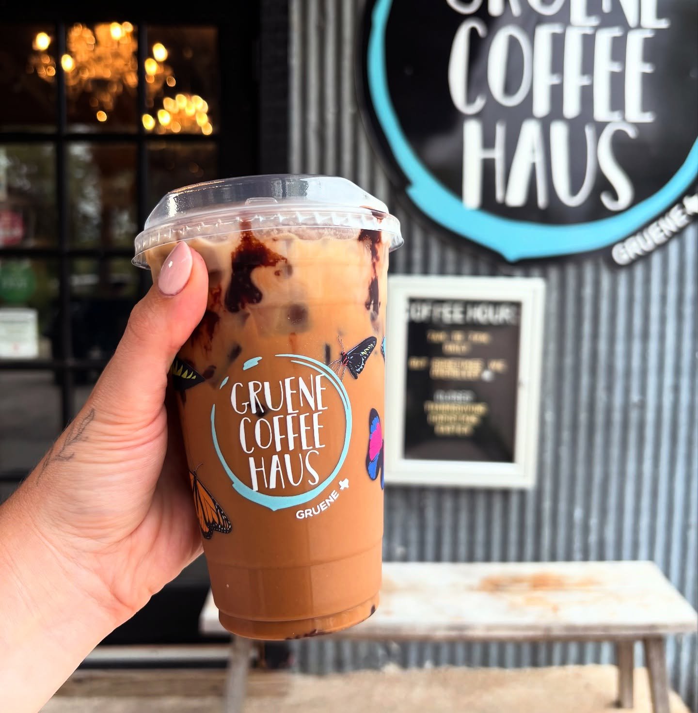 🍫 Summer menu bringing in the delicious S&rsquo;mores Latte 😋