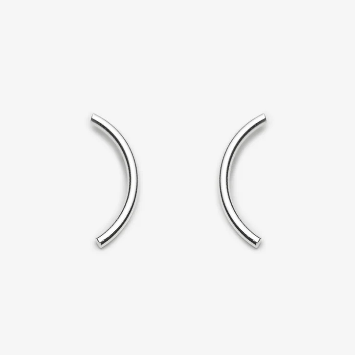 Short Curve Archi Earing.jpg
