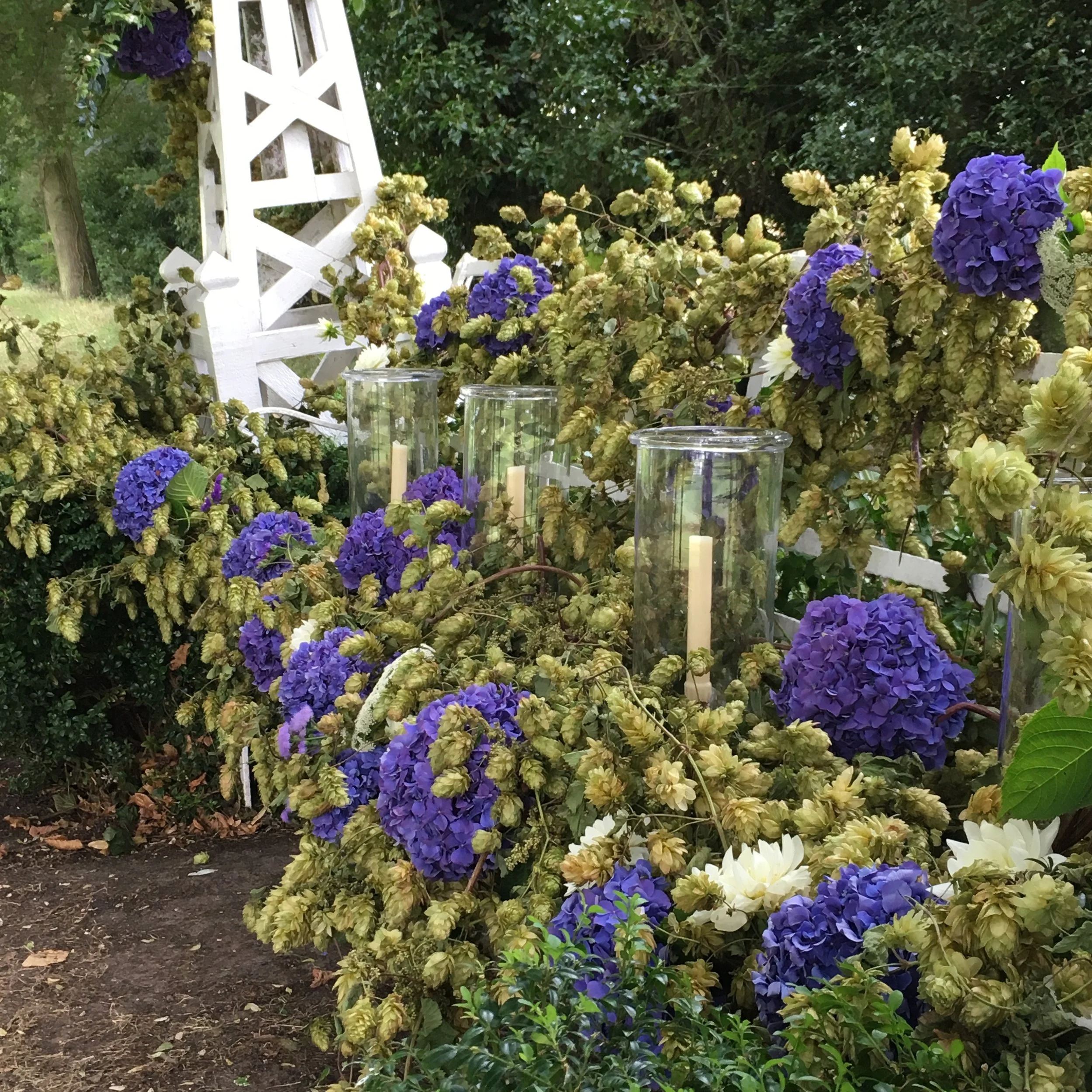 August garden wedding