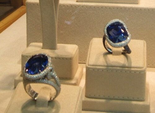 Blu Sapphire rings 2 close.jpg