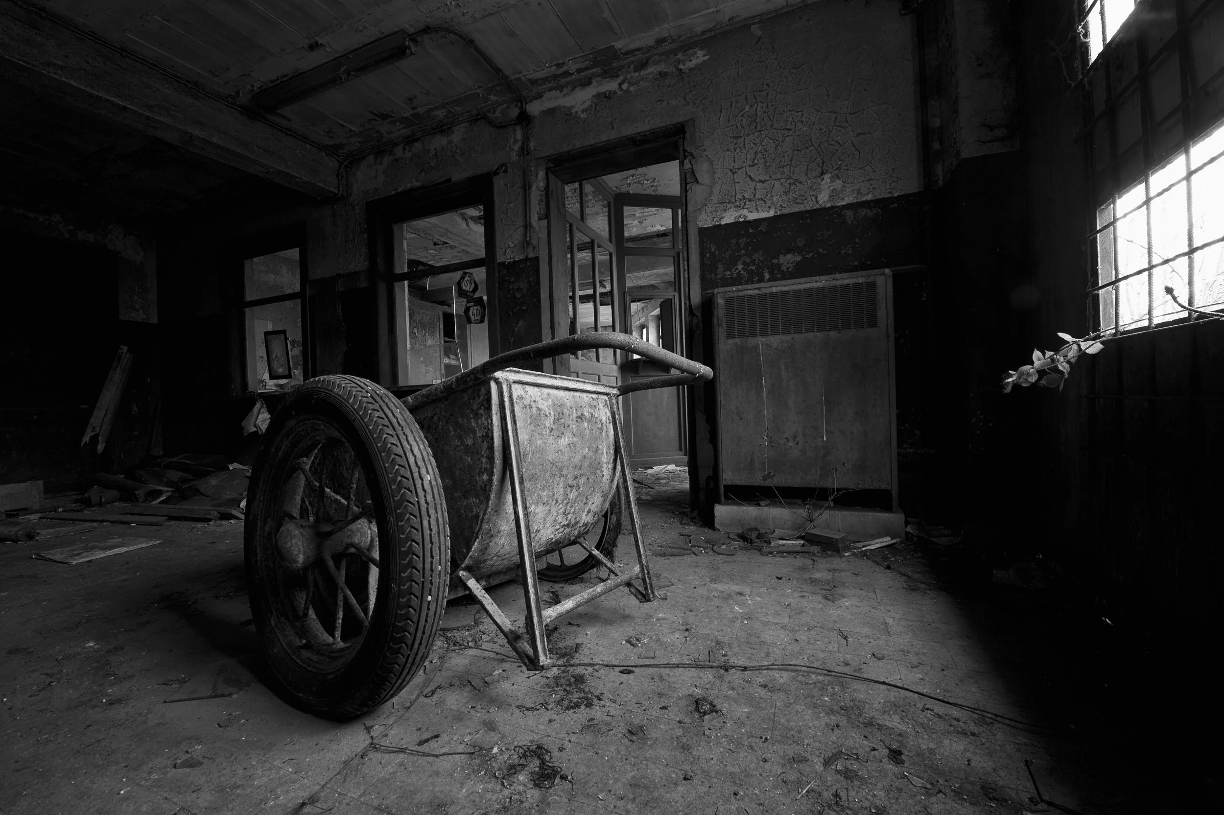 AbandonedFordPlacehr.jpg