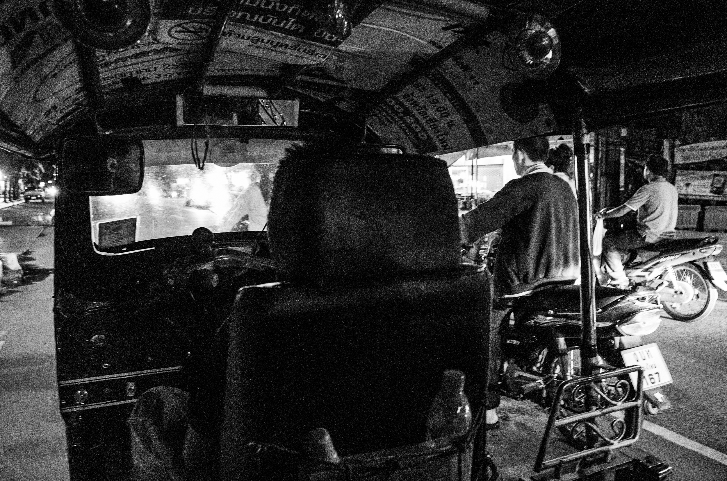 tuk-tuk-night-ride-01.jpg