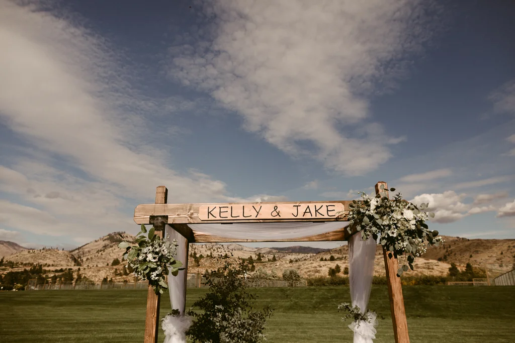Chelan Wedding_Harmony Meadows-7.jpg