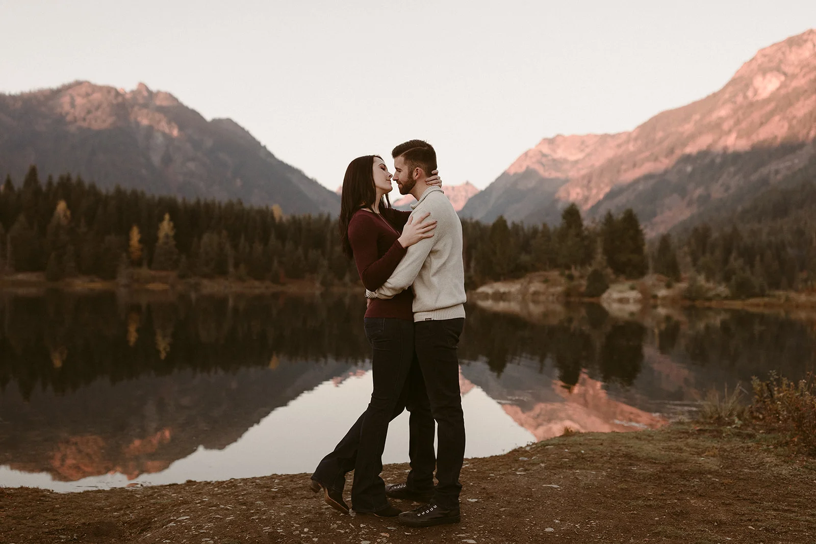 Ron + Lauren_Gold Creek Pond_10 20 2018_0099.jpg