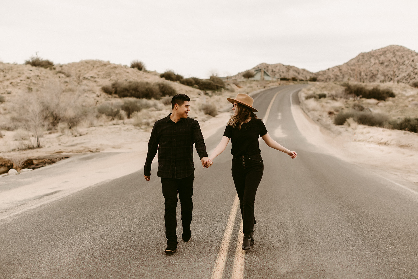 Jamie + Madison_Joshua Tree_2019_0010.jpg