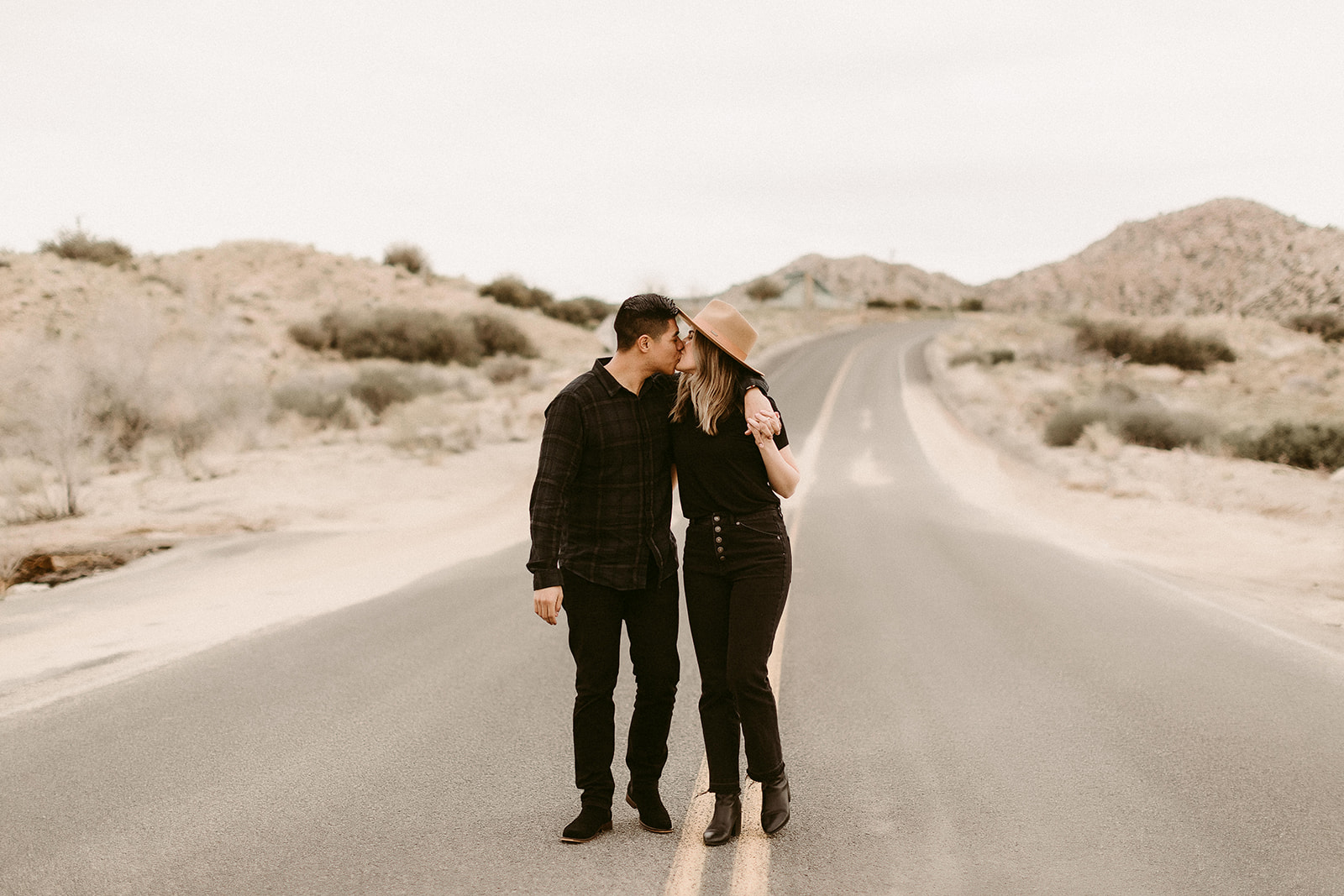 Jamie + Madison_Joshua Tree_2019_0007.jpg
