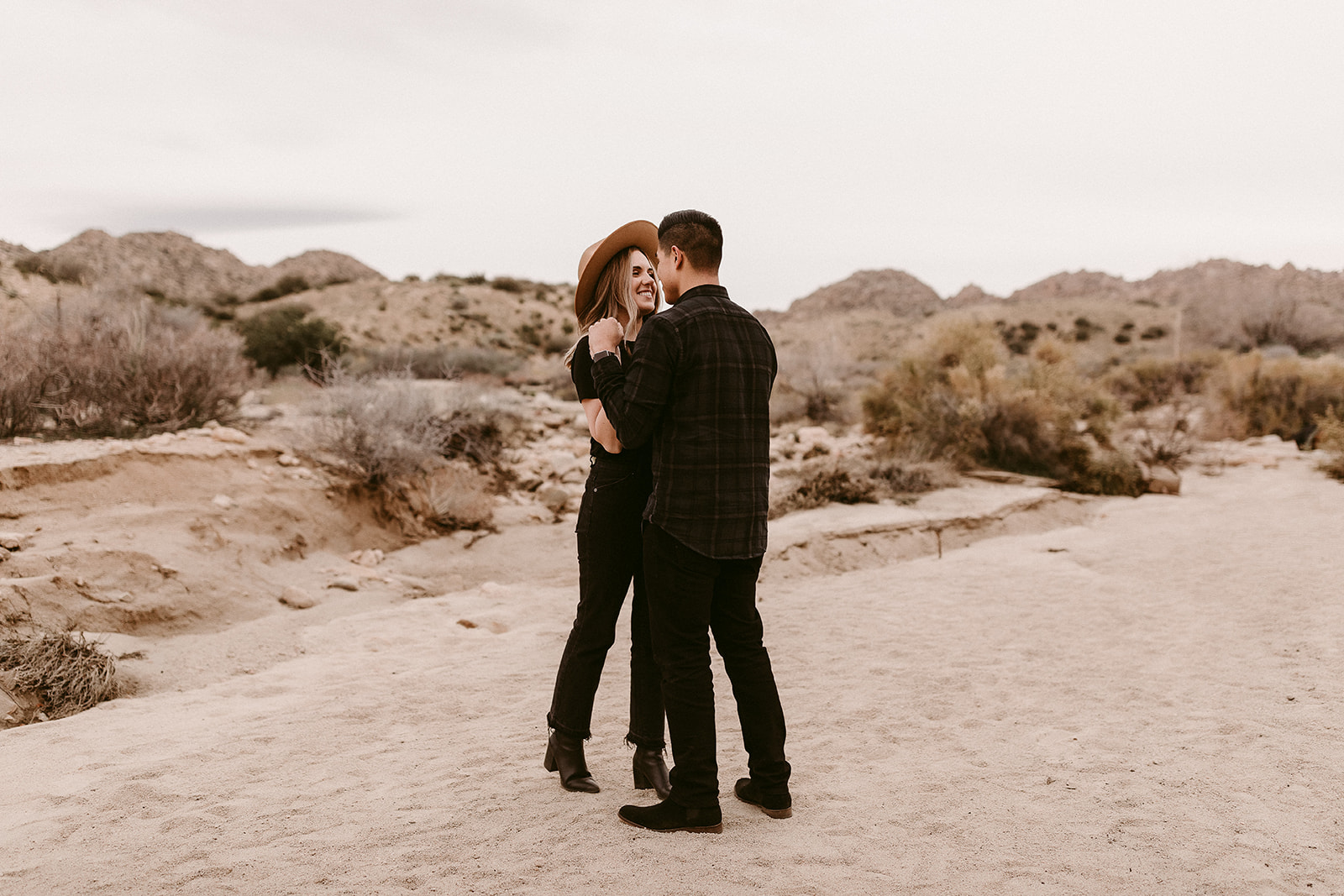Jamie + Madison_Joshua Tree_2019_0049.jpg