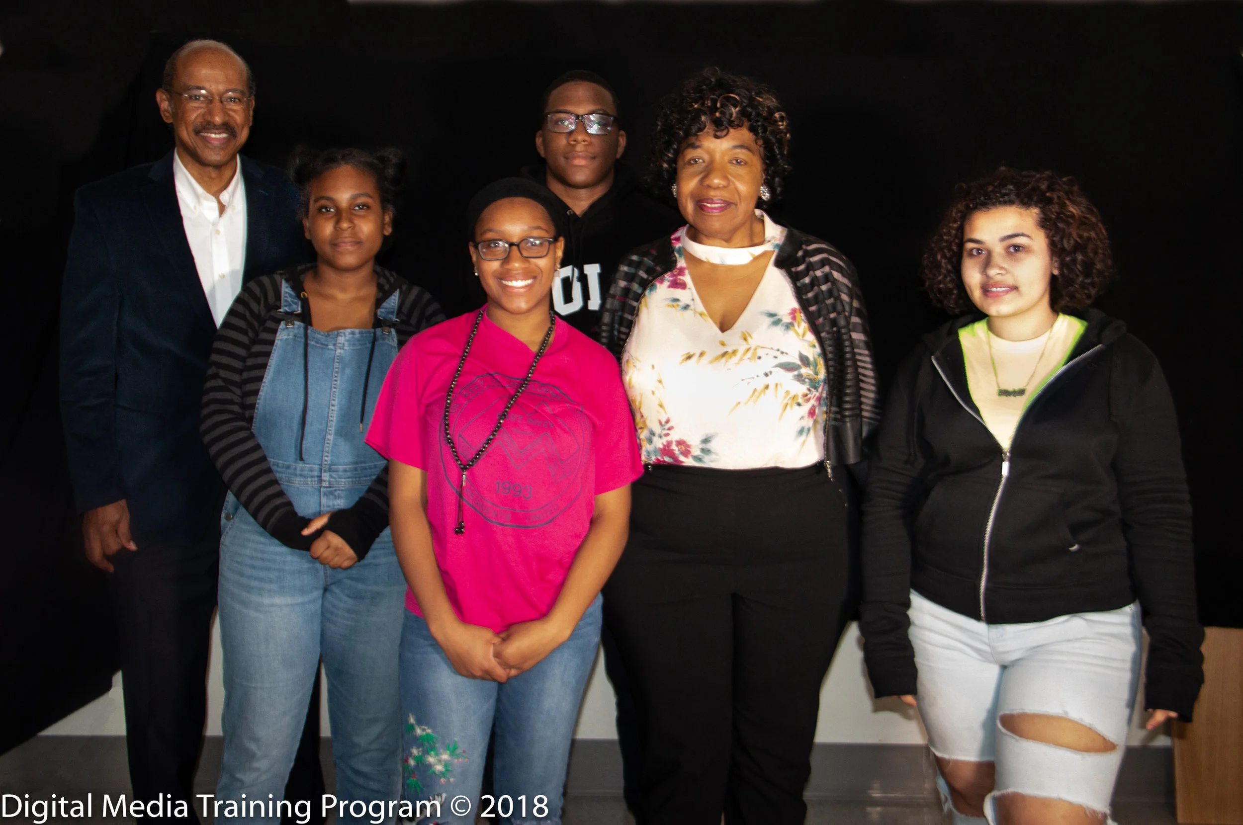 New Explorers High School Video Journalism class with Gwen Carr and Melvin McCray_.jpg