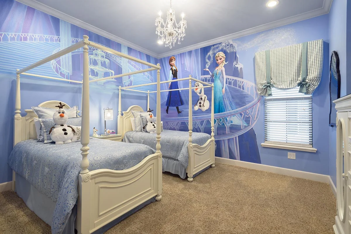 1233GTPRR-suite-8-bed.jpg