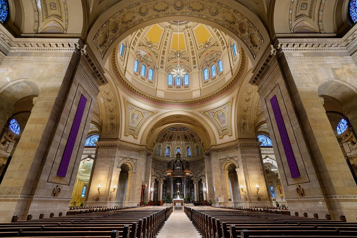 USA-Minnesota-Saint-Paul-Cathedral-of-Saint-Paul-interior.jpg