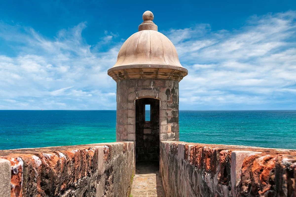 USA-Puerto-Rico-Old-San-Juan-city-wall-garita.jpg