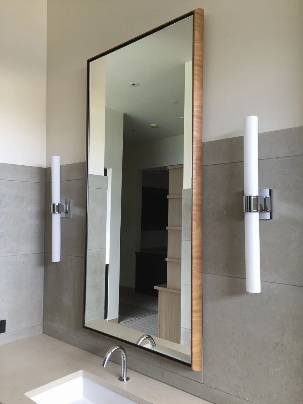 Thin Wood Float Frame