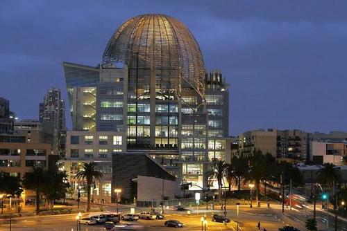 HOCKET performs "death, hocket, and roll" in San Diego