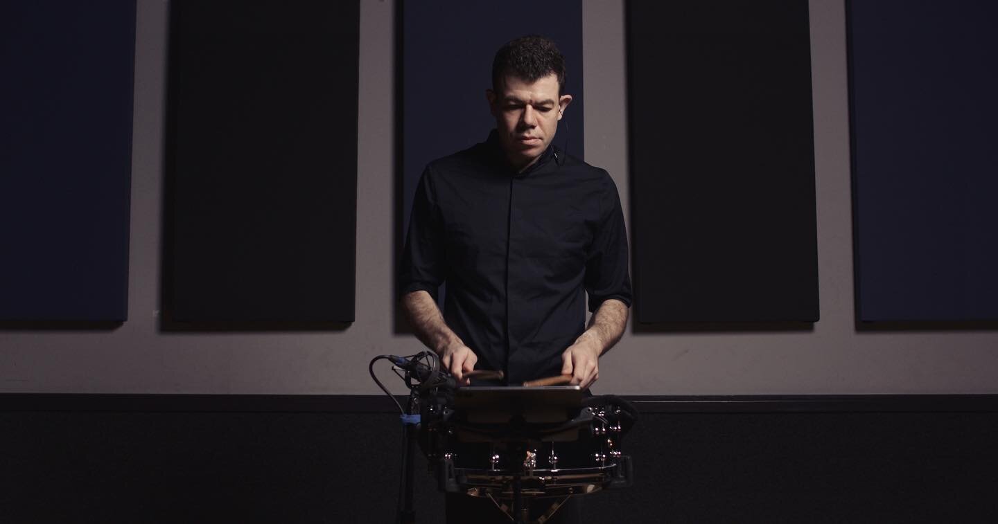 Some beautiful snare drum 🥁 stills of @comp.y.tello captured by @louisngmusic 📷 from our upcoming performance 🎥 vid release! 🎉Can&rsquo;t wait to share this piece and Mike&rsquo;s unbelievable performance of it soon! 🌟