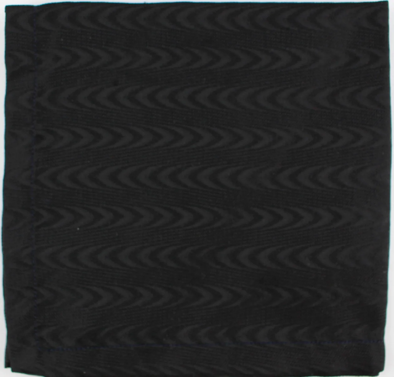 Black_Ripple_PockeSq.jpg