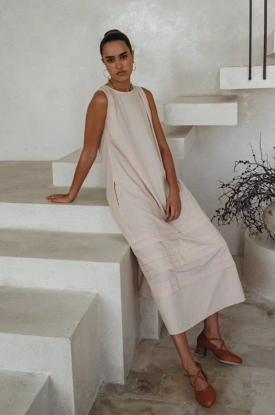 BelovedCaraBeige5_edc584db-976d.jpg