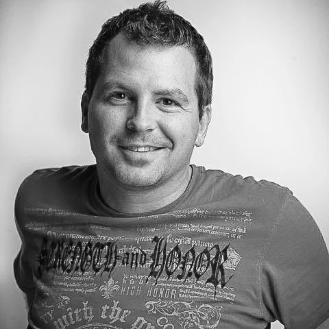 Troy - Associate Photographer