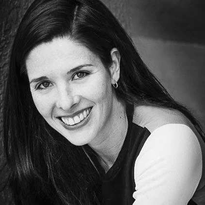 Lori - Associate Photographer