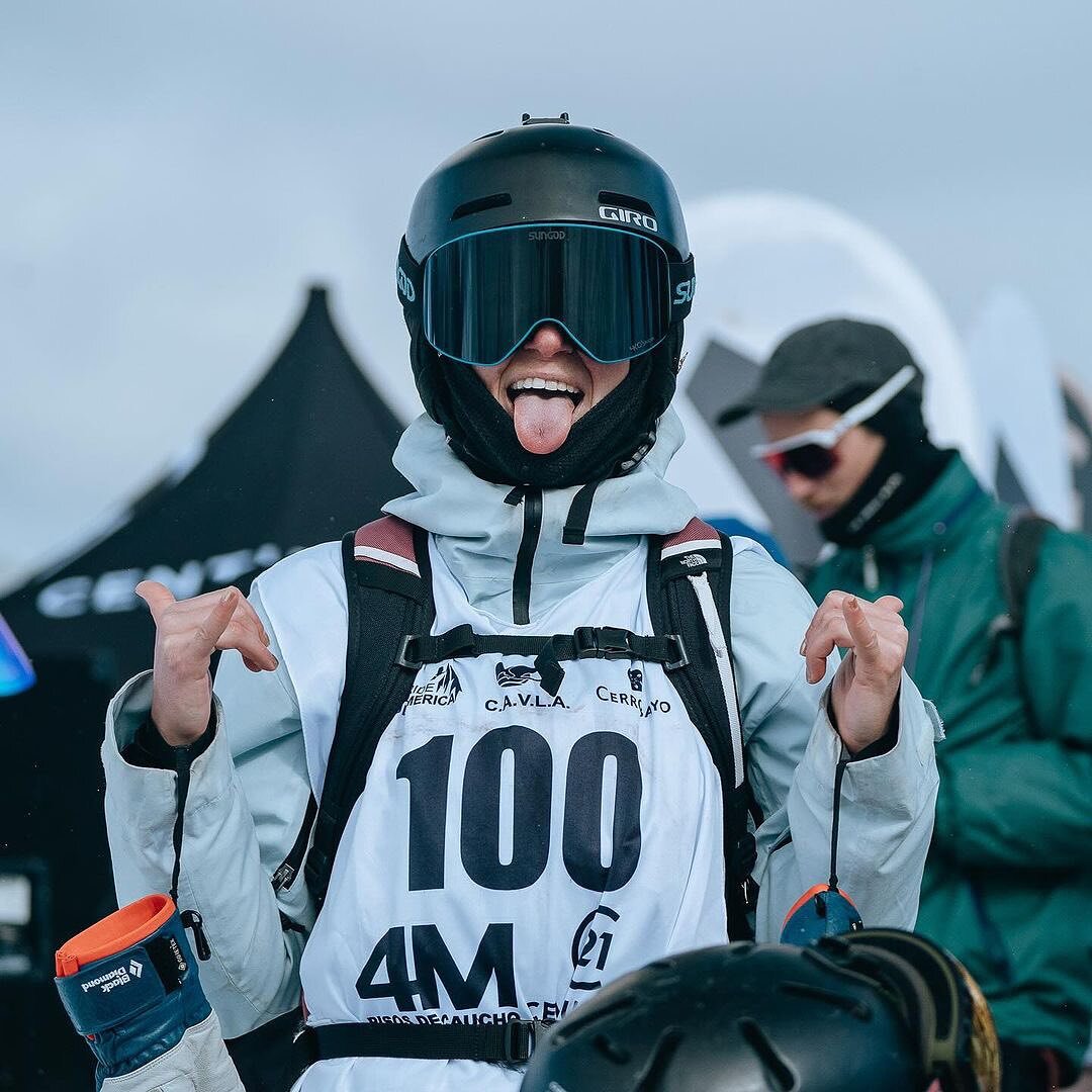 Ambassador @michaeladavismeehan is back competing on the Freeride World Tour Qualifiers this season! 

For those who missed it - She finished 4th overall on the FWT23 and took the win in Kicking Horse. Only the top 3 continued onto the FWT24. That pu