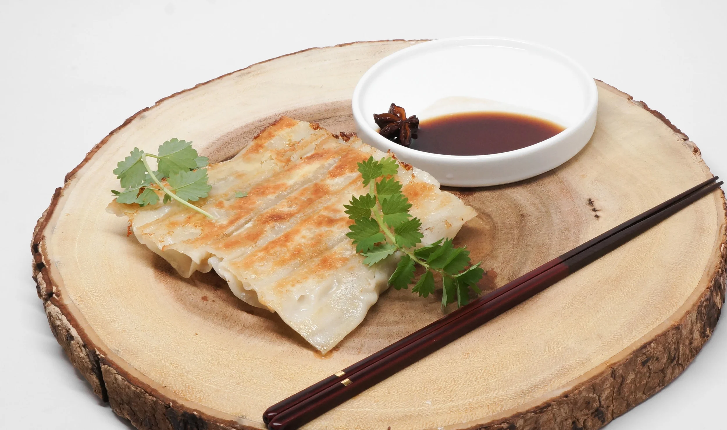 TAIWANESE-STYLE POTSTICKERS