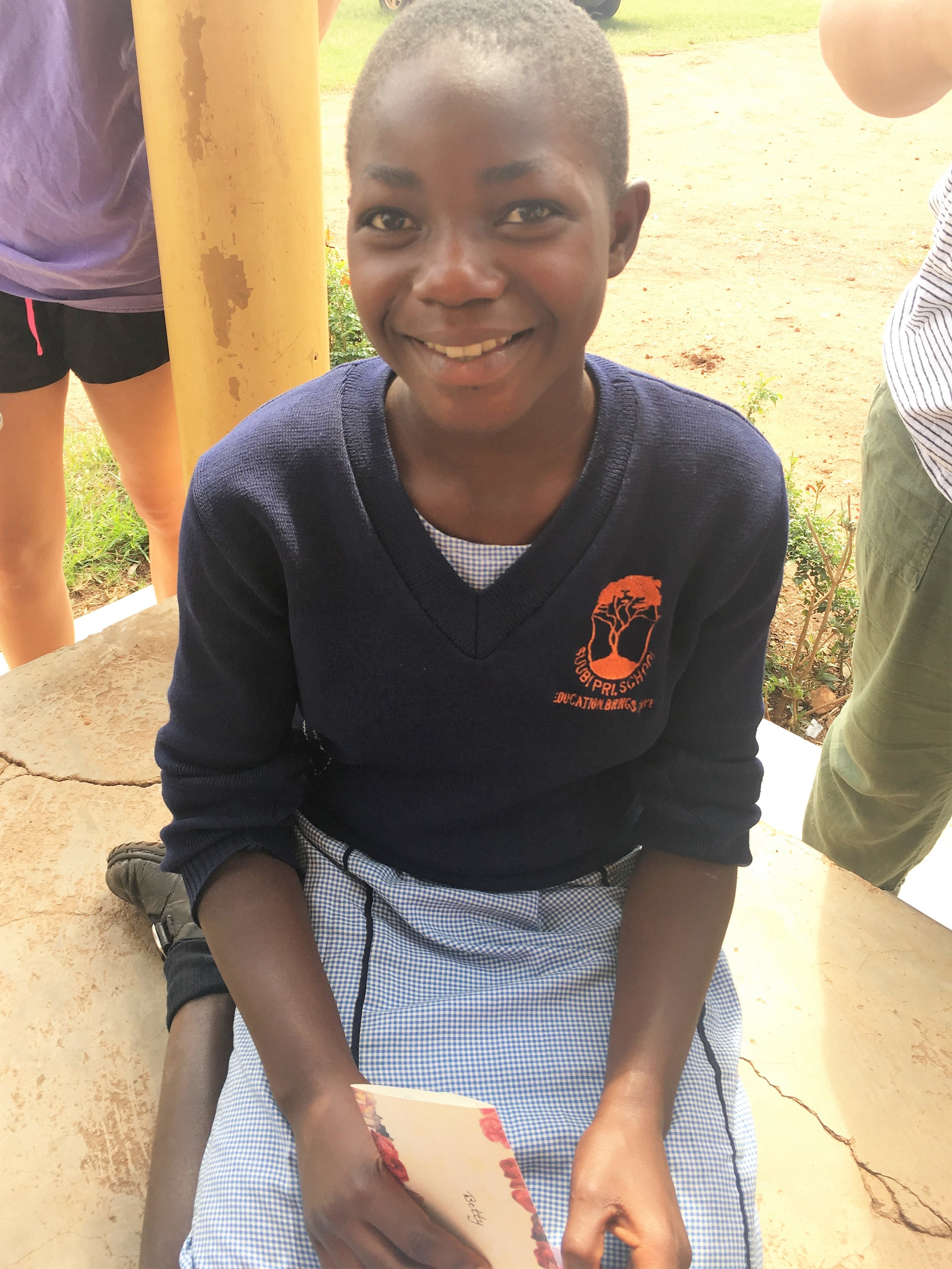 P4 - Namata BETTY.JPG