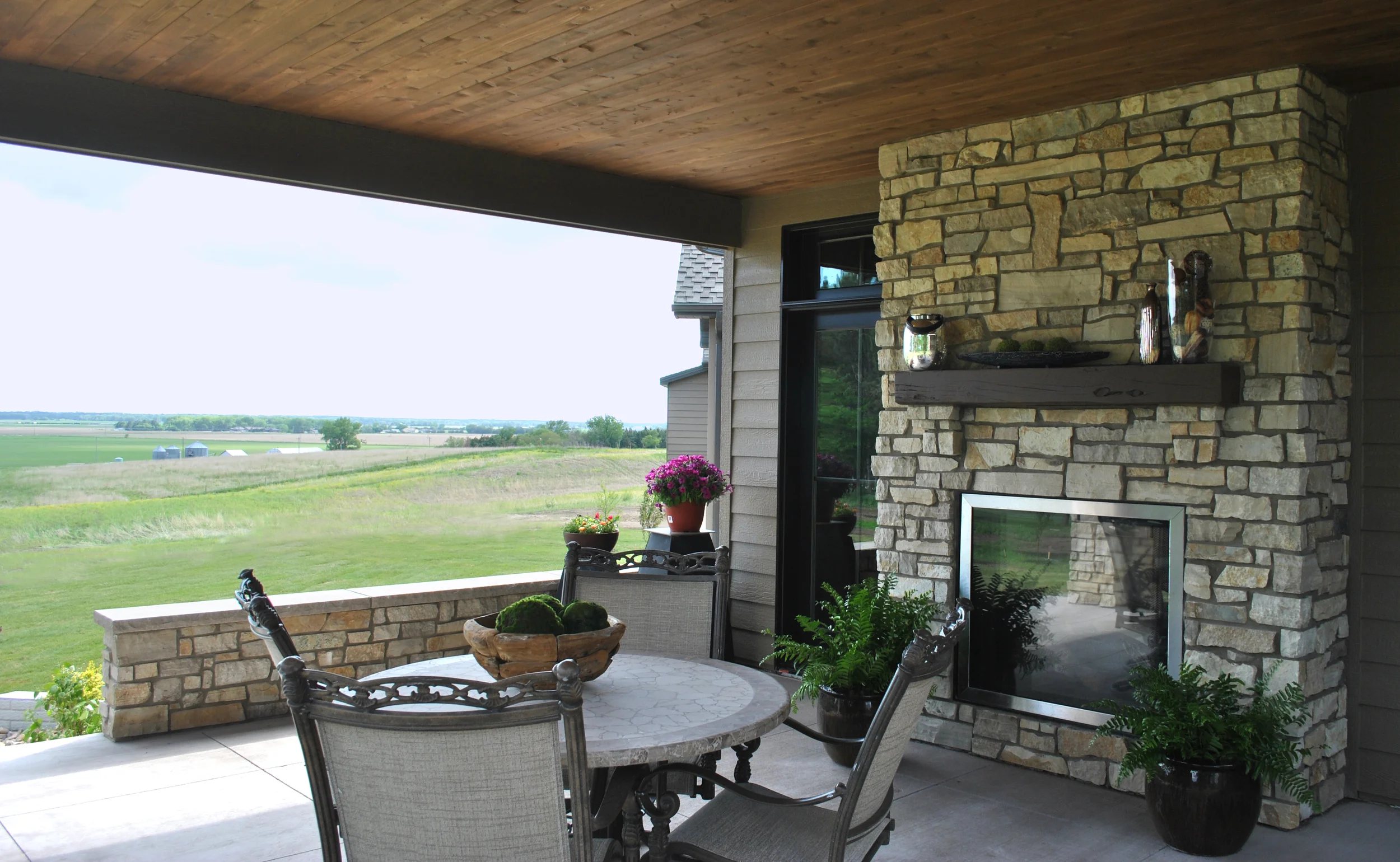 Hellbusch Patio.jpg