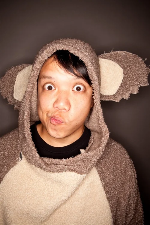 Kid Koala has illustrated/etched a new book of his character Space Cadet . I saw it and loved it immediately, all the more after my shoot with him as he's the greatest subject any snapper could ever wish for. More shots soon on Brainer Magazine . Ninja Tune supporting this wizardry of course, their supremely good taste displayed once more.