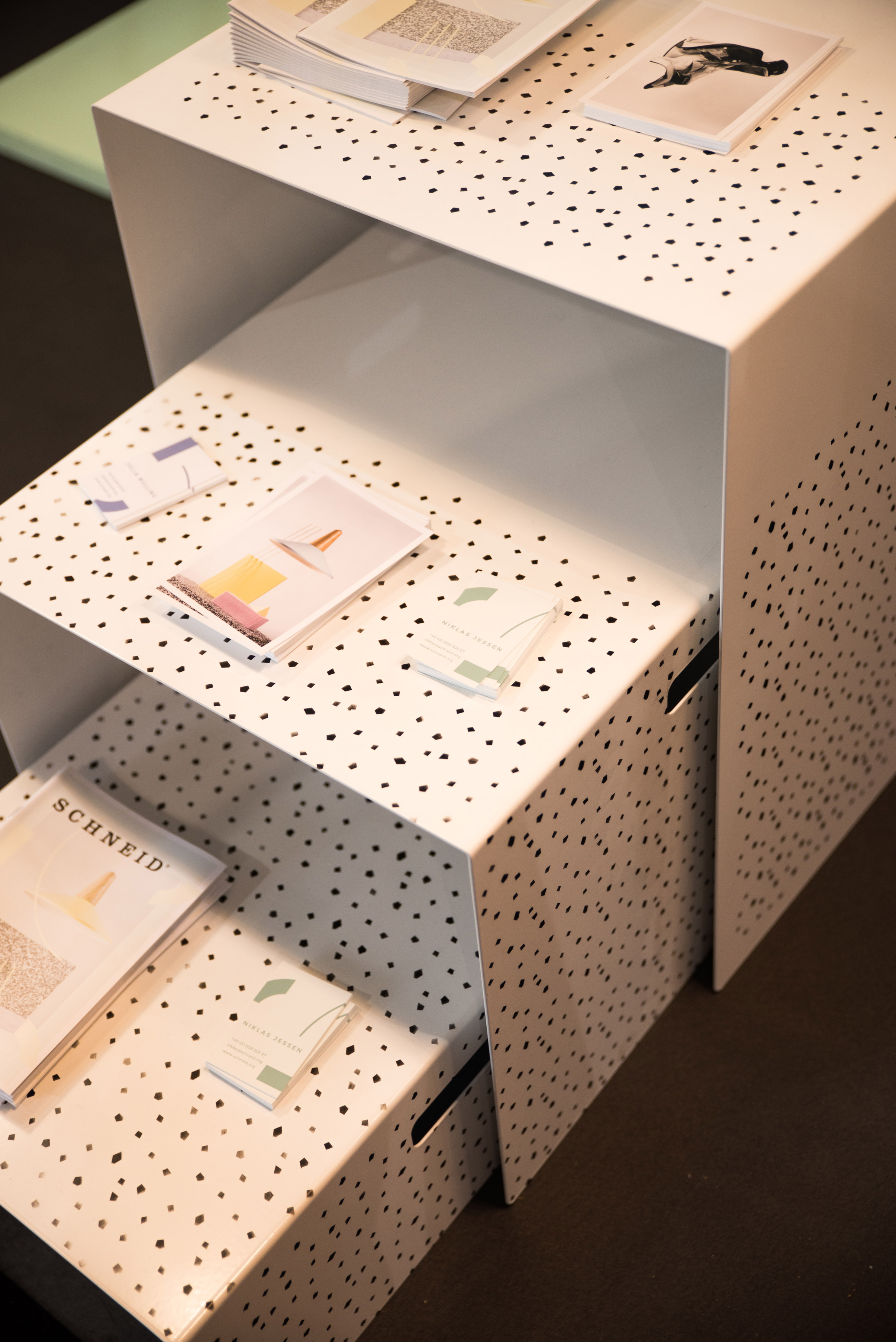 Catalogues, cards and photos!