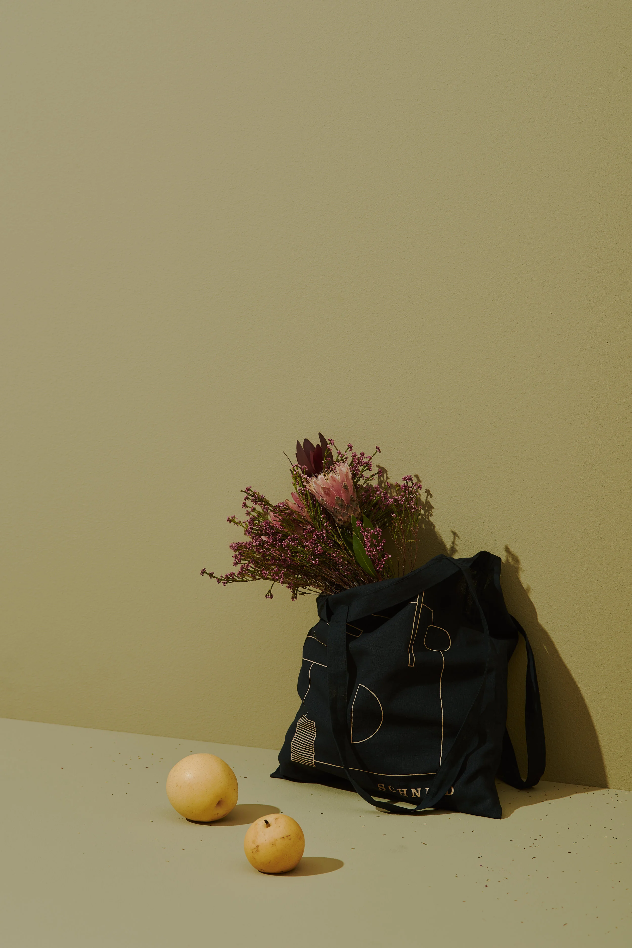 TOTEBAG_FLOWERS_02.jpg