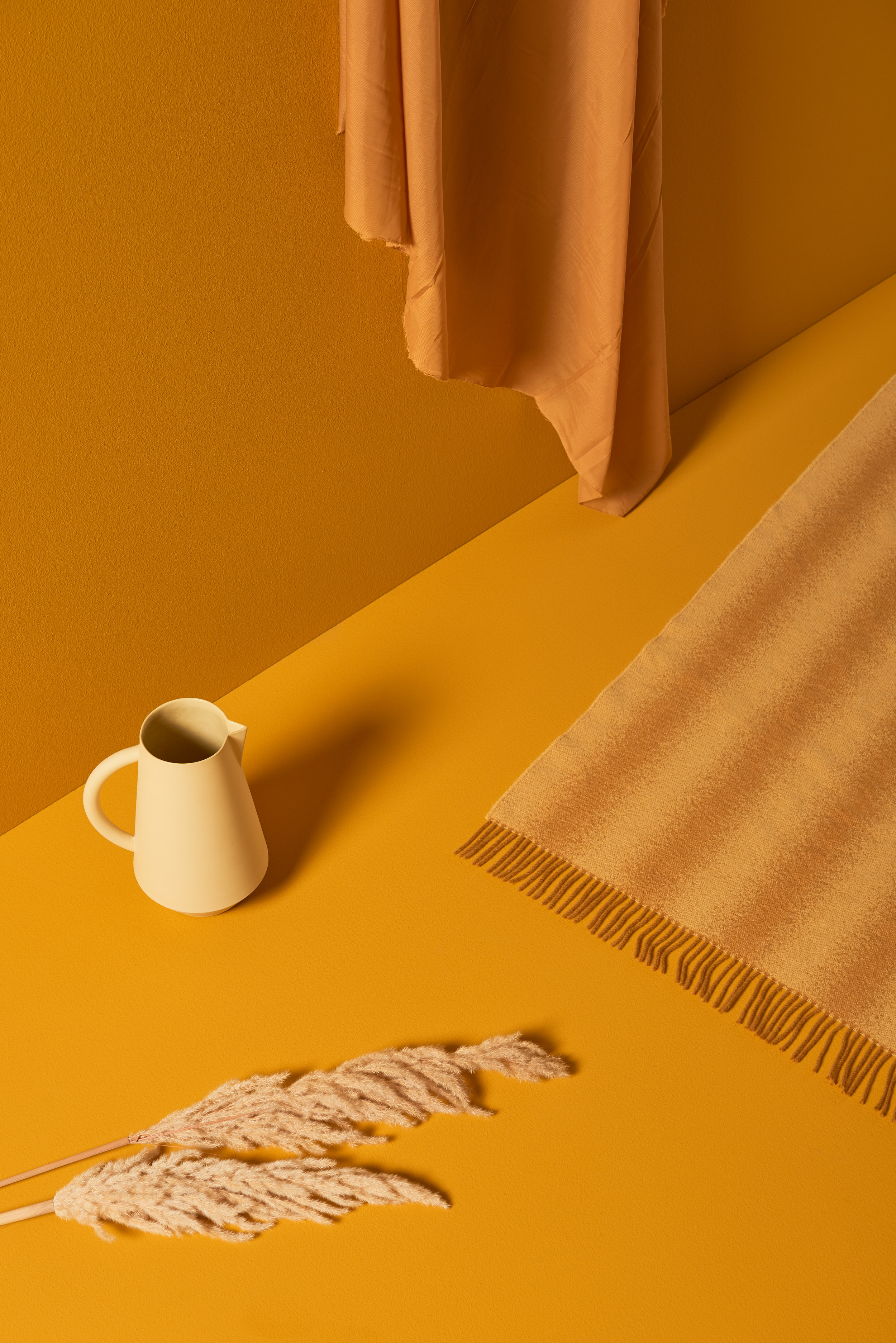 TIDE_YELLOW_CARAFE.jpg