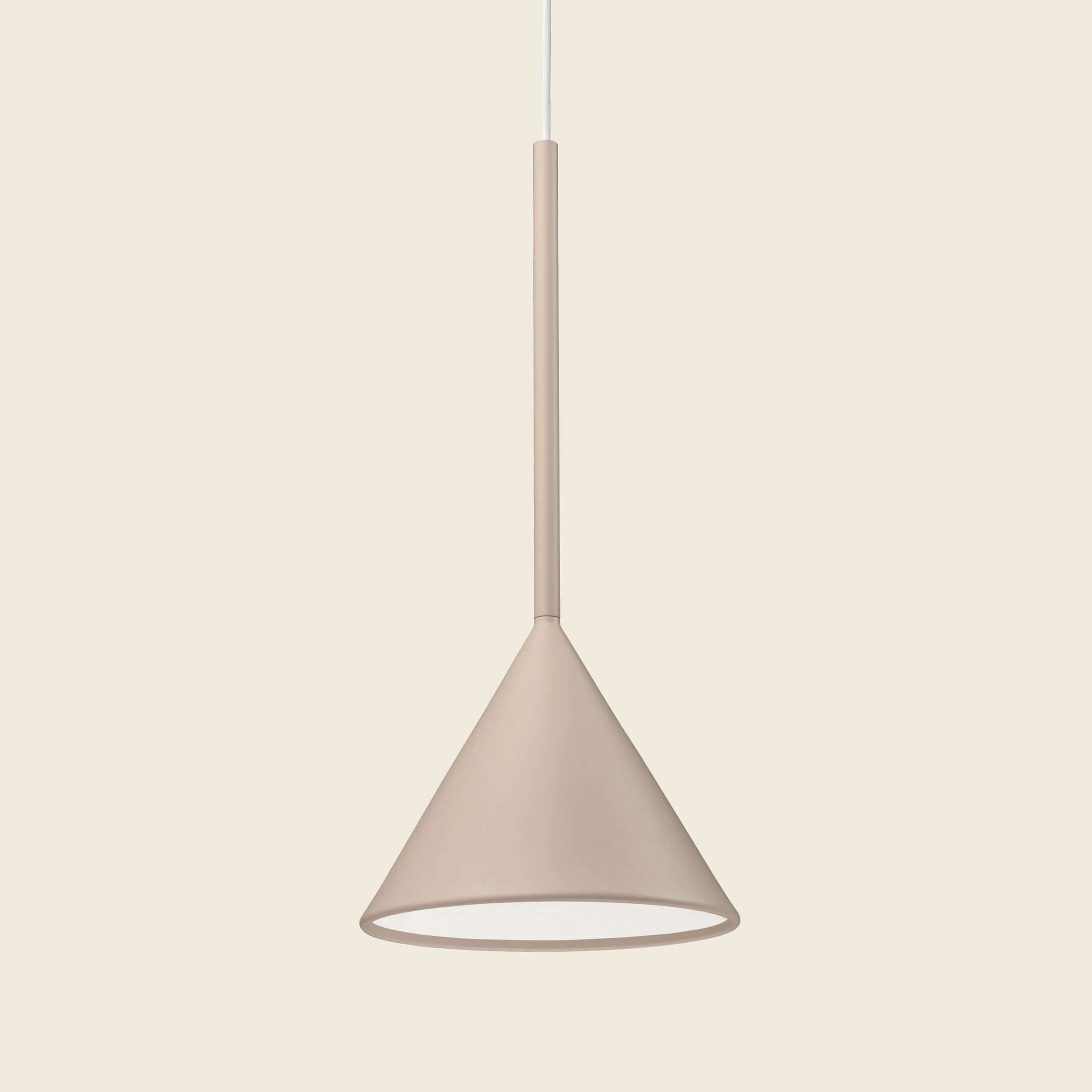 MASTER_FIGURA_CONE_CREME.jpg