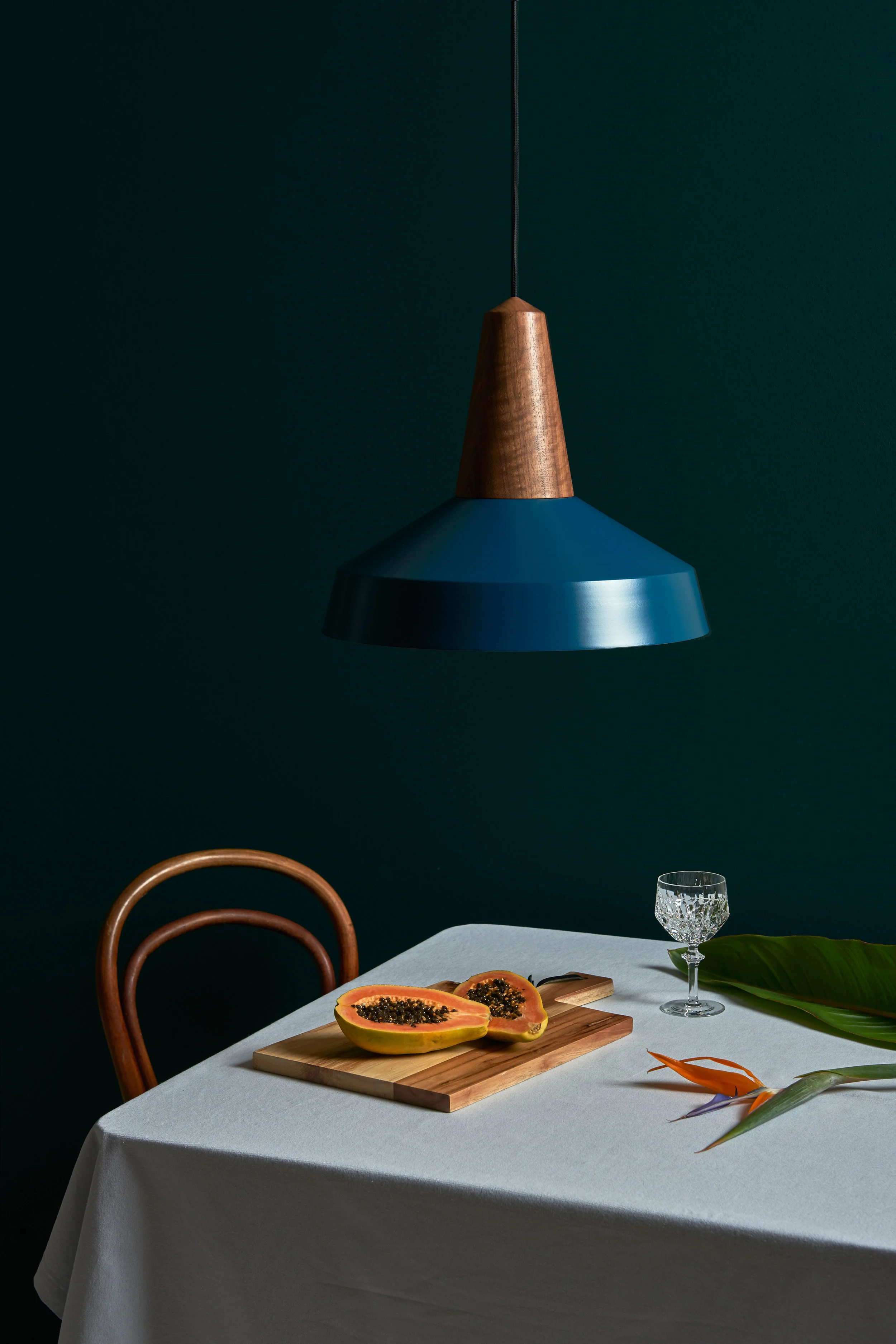 EIKON_CIRCUS_PEAKOCK_UNISON_CORAL_TABLE.jpg