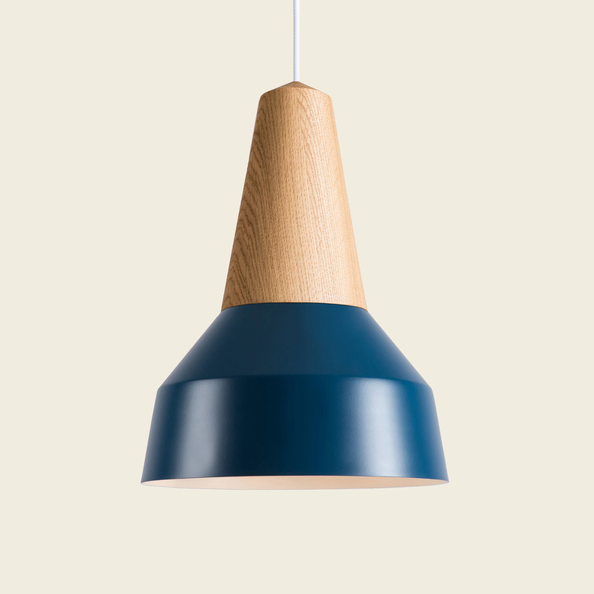 EIKON_BASIC_OAK_NORDICBLUE_white.jpg