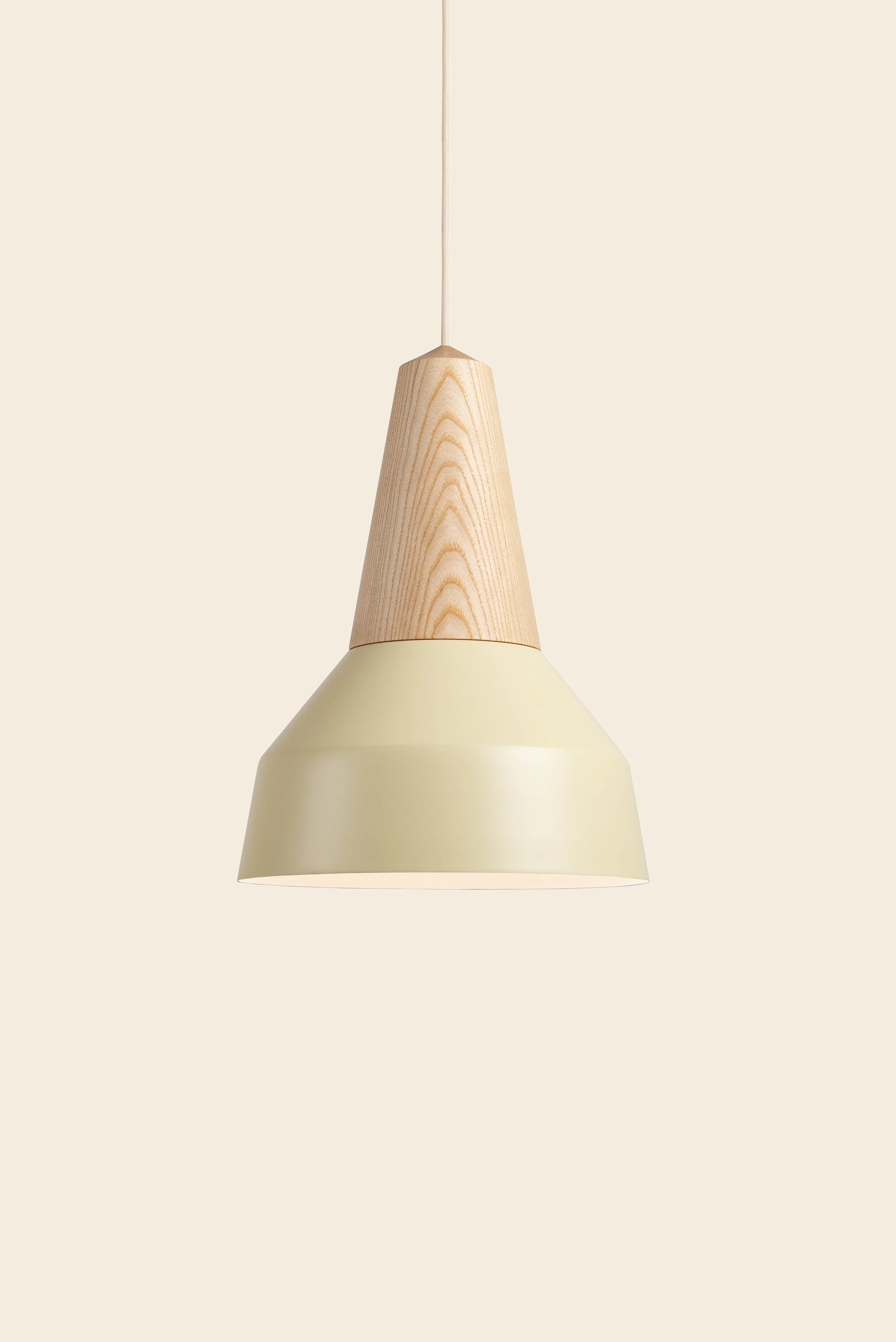 EIKON_BASIC_wax_esche_BEIGE_hochkant.jpg