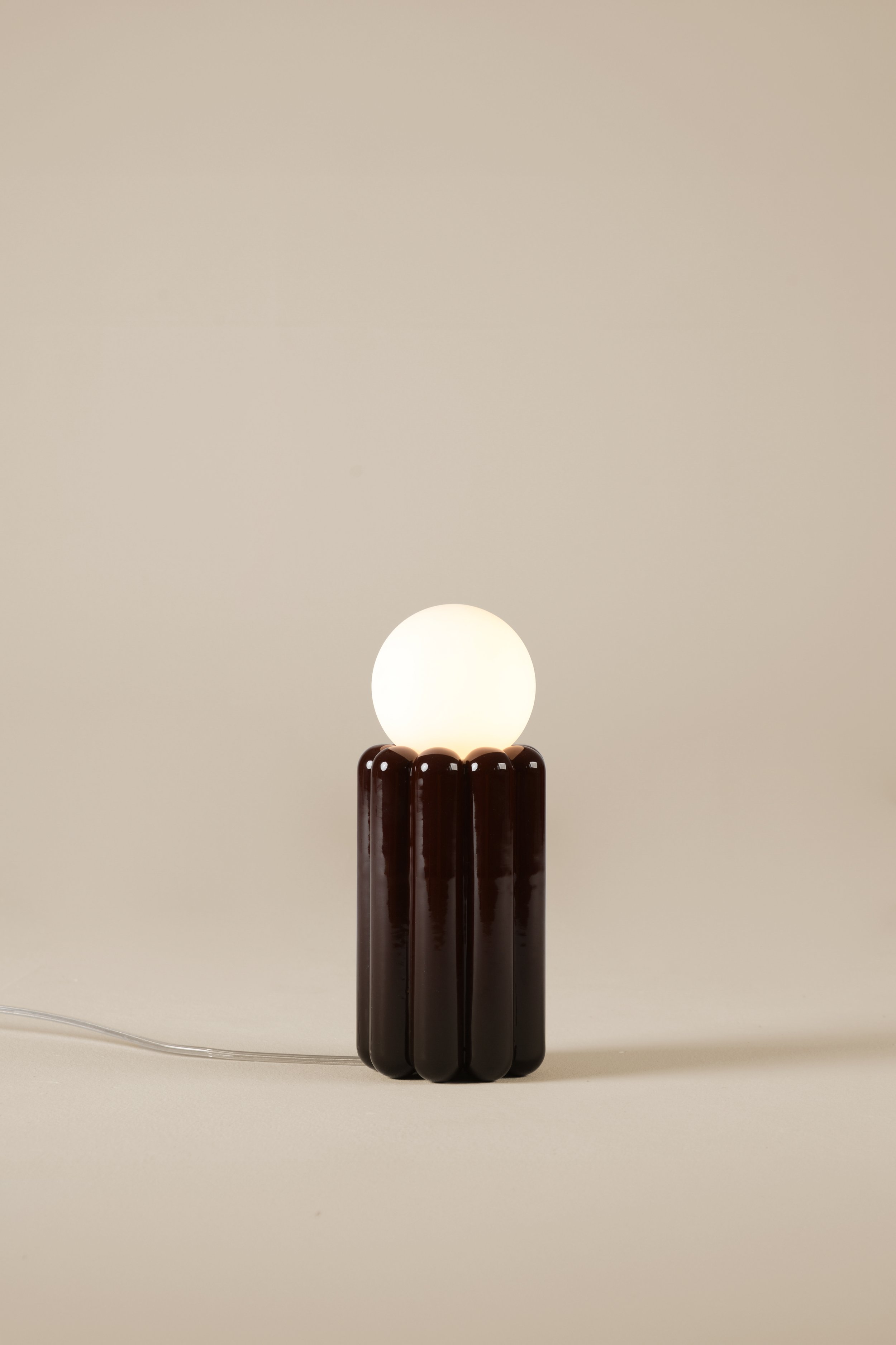 STUCCO_TABLE_LAMP_TERRA.jpg